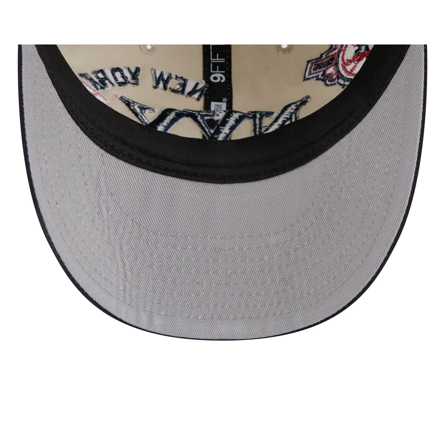 New York Yankees Scattered Patches Retro Crown 9FIFTY Snapback Hat