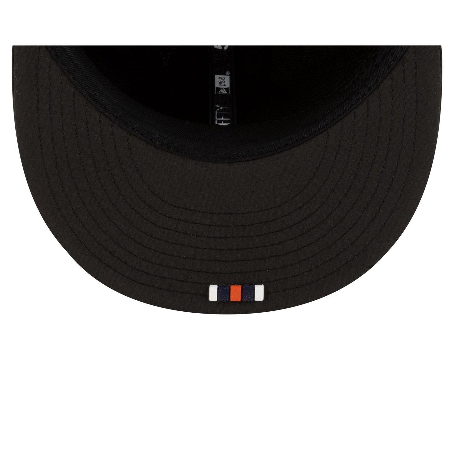 Chicago Bears 2025 Sideline Hot Weather Black 59FIFTY Fitted Hat