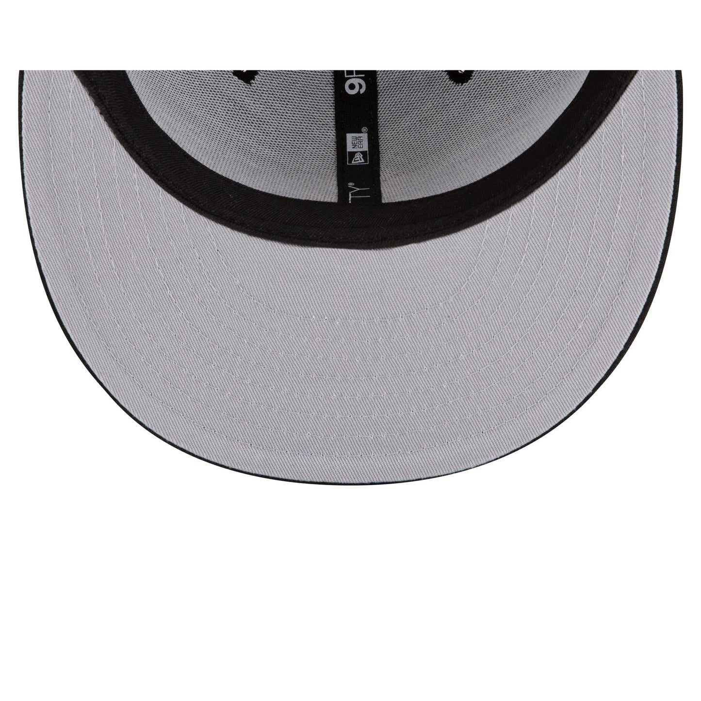 Looney Tunes Tweety Bird 9FIFTY Snapback Trucker Hat