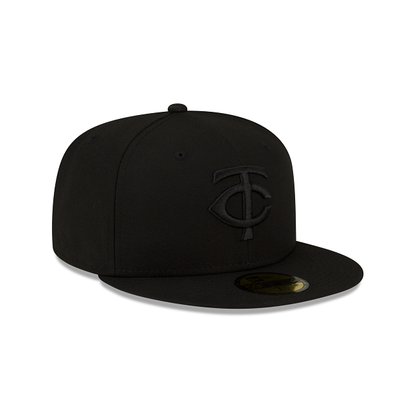 Minnesota Twins Blackout Basic 59FIFTY Fitted Hat