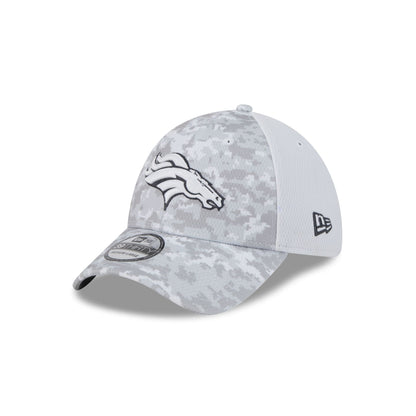 Denver Broncos 2024 Salute to Service 39THIRTY Stretch Fit Hat