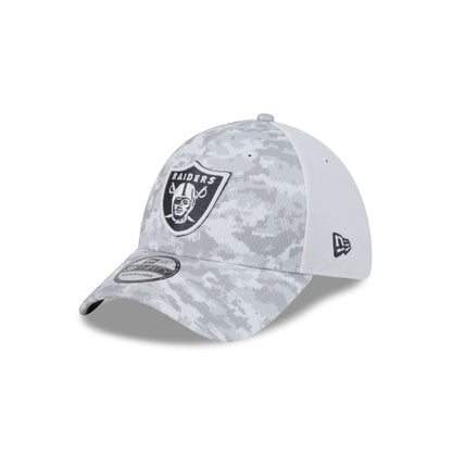 Las Vegas Raiders 2024 Salute to Service 39THIRTY Stretch Fit Hat