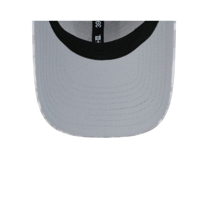 Las Vegas Raiders 2024 Salute to Service 39THIRTY Stretch Fit Hat