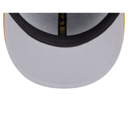 New York Knicks Metallic Gold Logo 59FIFTY Fitted Hat