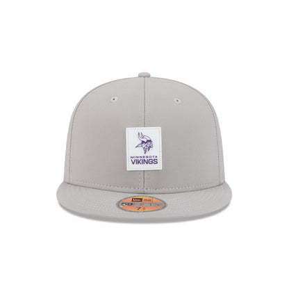 Minnesota Vikings 2025 Sideline Hot Weather Gray 59FIFTY Fitted Hat