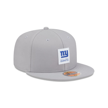 New York Giants 2025 Sideline Hot Weather Gray 59FIFTY Fitted Hat