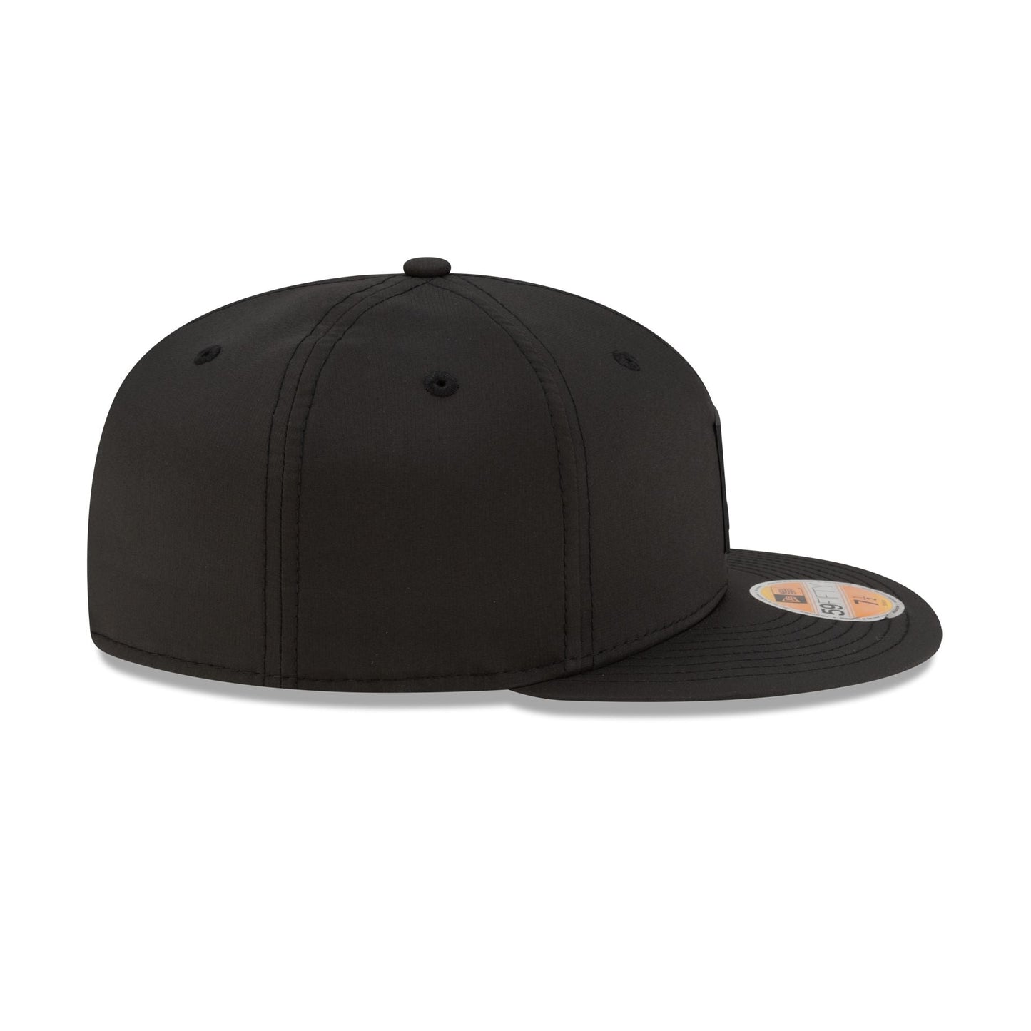 Tennessee Titans 2025 Sideline Hot Weather Black 59FIFTY Fitted Hat