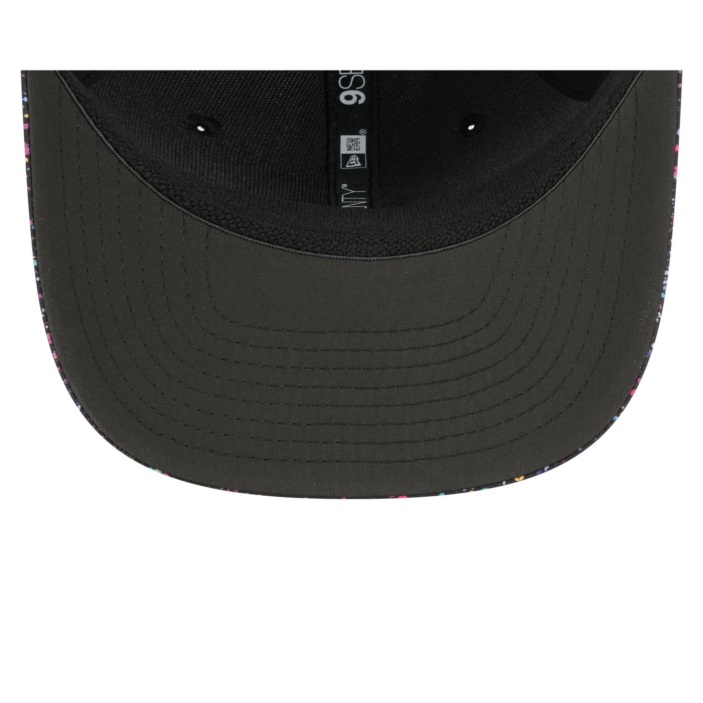 Tampa Bay Buccaneers 2025 Crucial Catch 9SEVENTY Trucker Hat