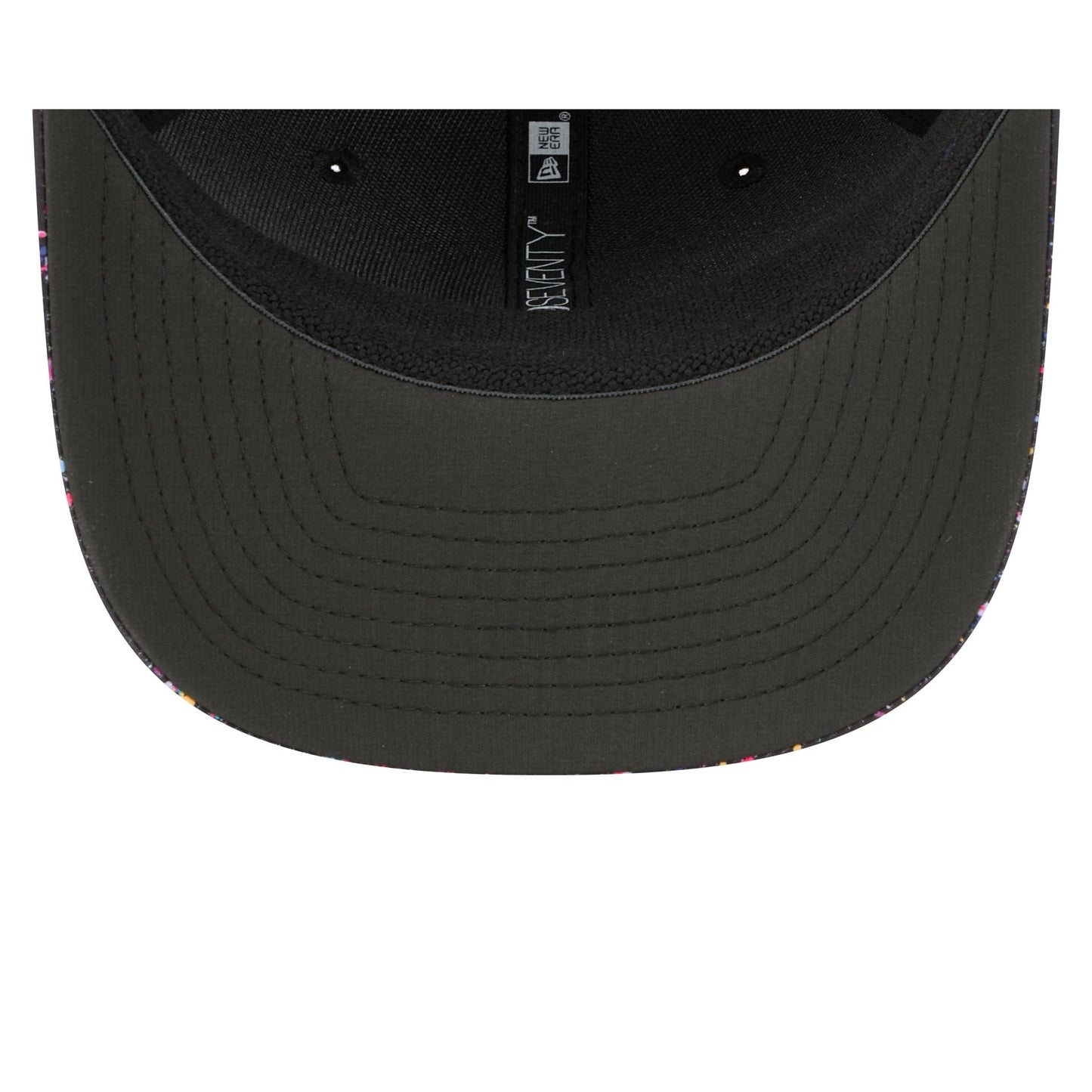 New York Giants 2025 Crucial Catch 9SEVENTY Trucker Hat