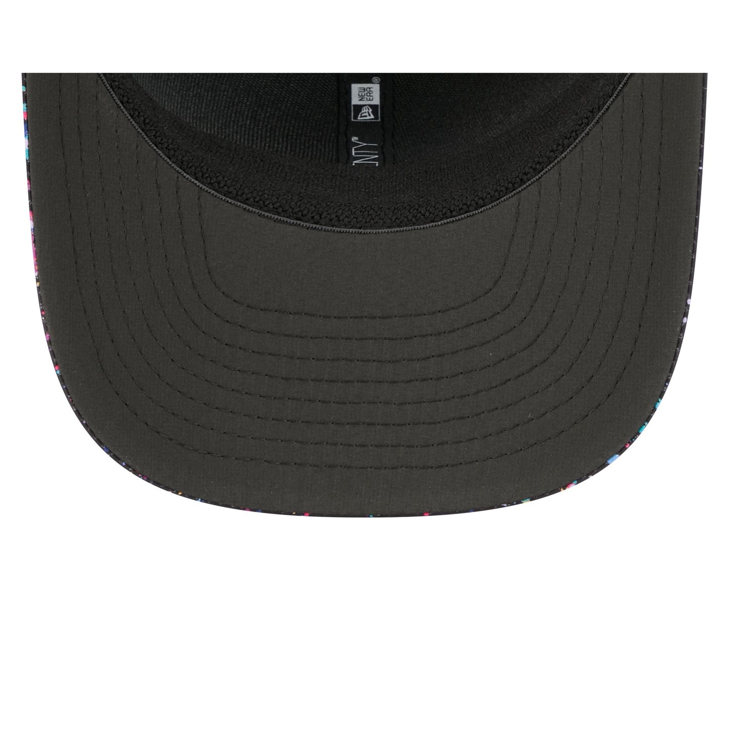 Los Angeles Chargers 2025 Crucial Catch 9SEVENTY Trucker Hat