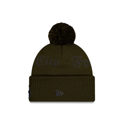 New York Jets 2025 NFL Rivalries Pom Knit Hat